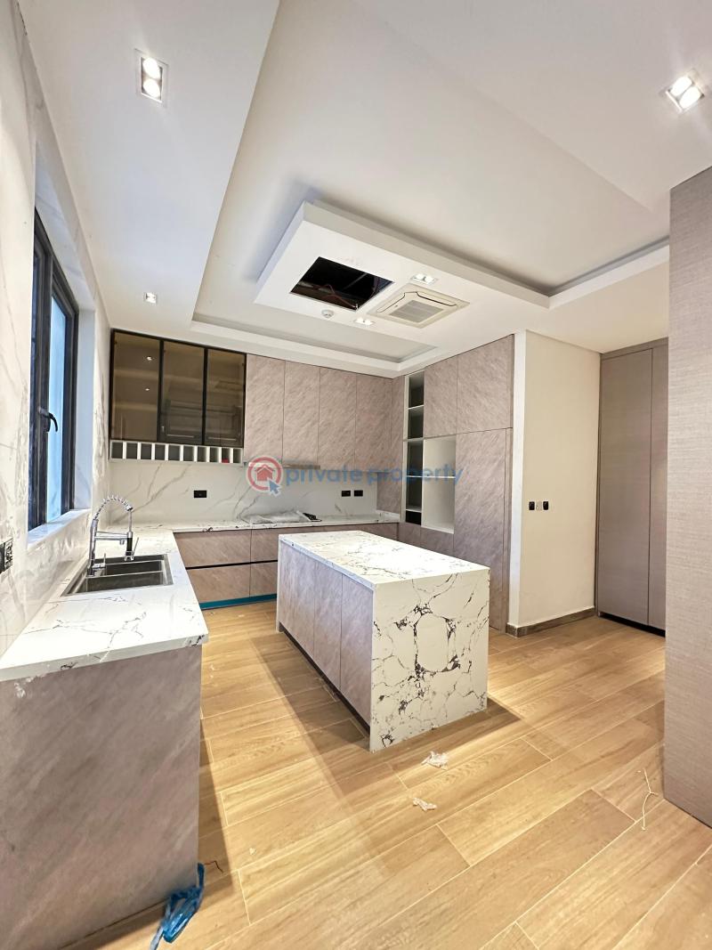 Exquisitely detailed 3 bedroom apartment in banana island with swimming pool, elevator and bq - 2 3 bedroom House For Sale Banana Island Ikoyi Lagos - 2