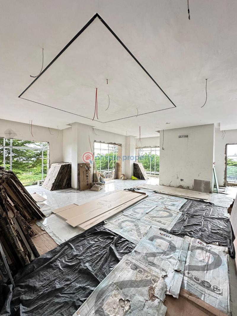 Exquisitely detailed 4 bedroom apartment - 1 4 bedroom Maisonette For Sale Banana Island Ikoyi Lagos - 1