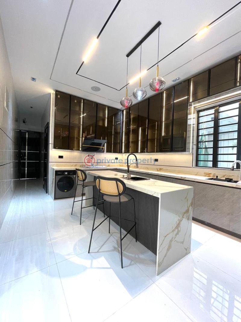 5 bedroom House For Sale Lekki Lagos - 12