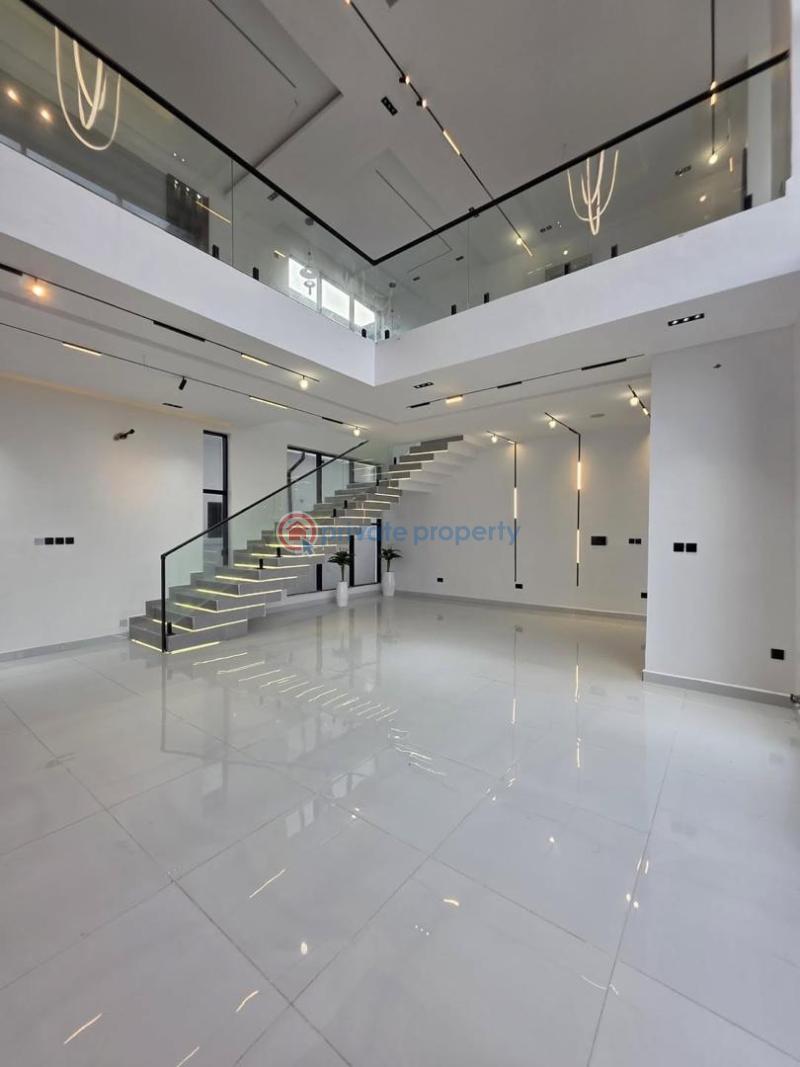 5 bedroom House For Sale Chevron Lekki Lagos - 2