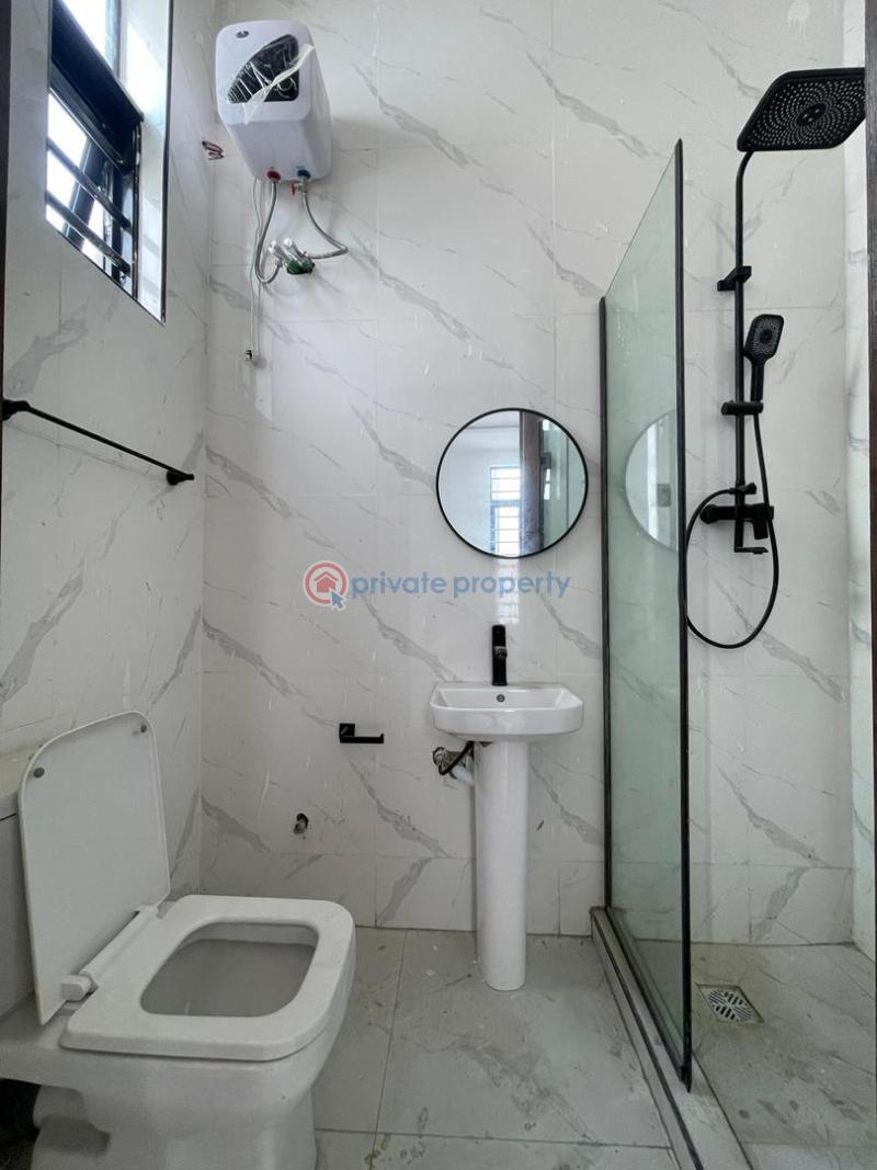 5 bedroom House For Sale Chevron Lekki Lagos - 11