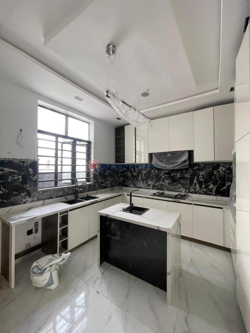 5 bedroom House For Sale Chevron Lekki Lagos - 7
