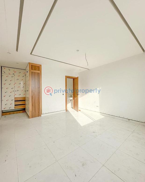 1 bedroom Mini Flat For Sale Oniru Victoria Island Lagos - 2