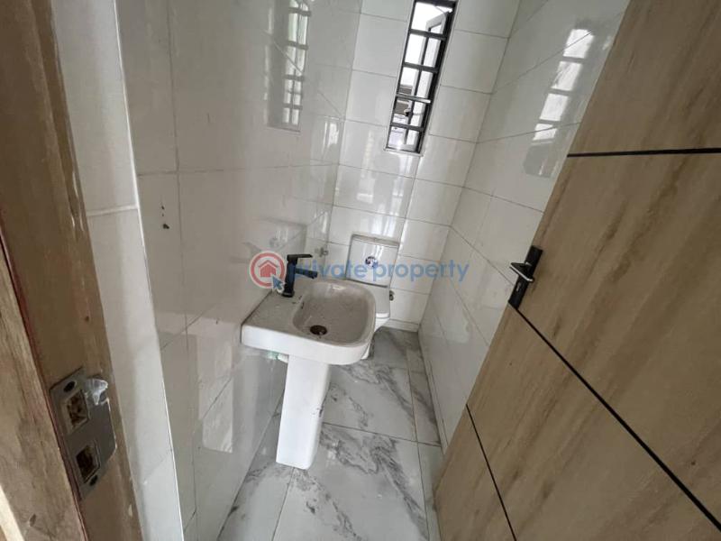 2 bedroom Block Of Flats For Sale Ikate Ilasan Lekki Lagos - 2