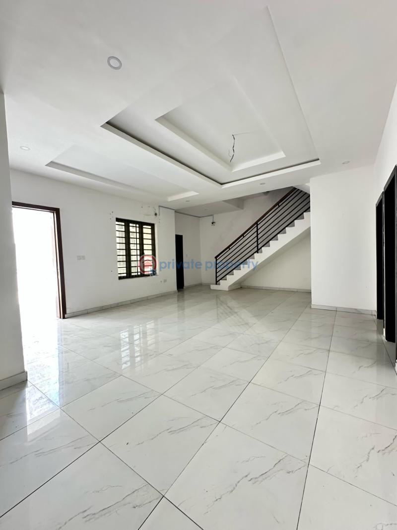 5 bedroom Terrace For Sale Ologolo Lekki Lagos - 9