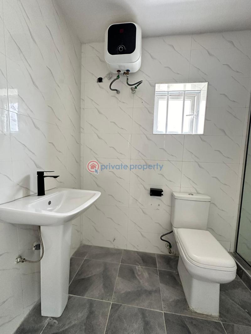 4 bedroom Terraced Duplex For Sale Amen Estate Phase 2 Eleko Ibeju-Lekki Lagos - 3