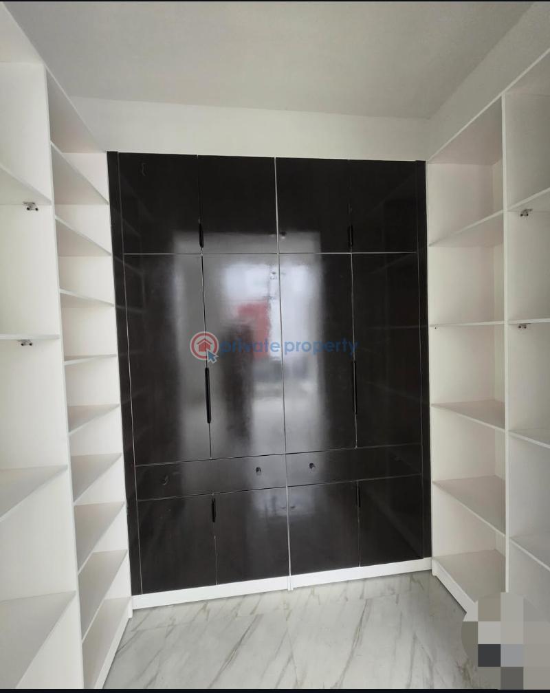 4 bedroom Semi detached Duplex For Sale Osapa Lekki Lagos - 17