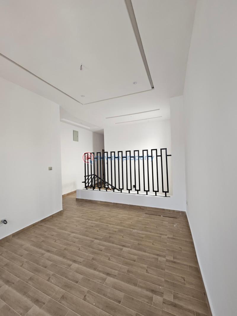 4 bedroom Terraced Duplex For Sale Ologolo Lekki Lagos - 4