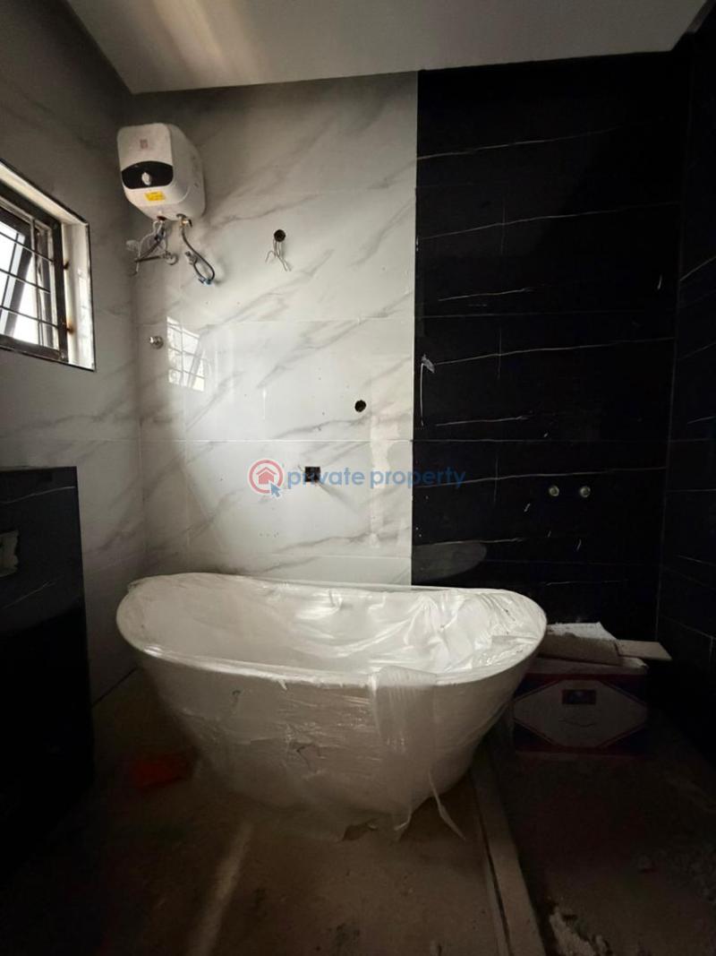 4 bedroom Terraced Duplex For Sale Omole Phase 2 Ojodu Lagos - 1