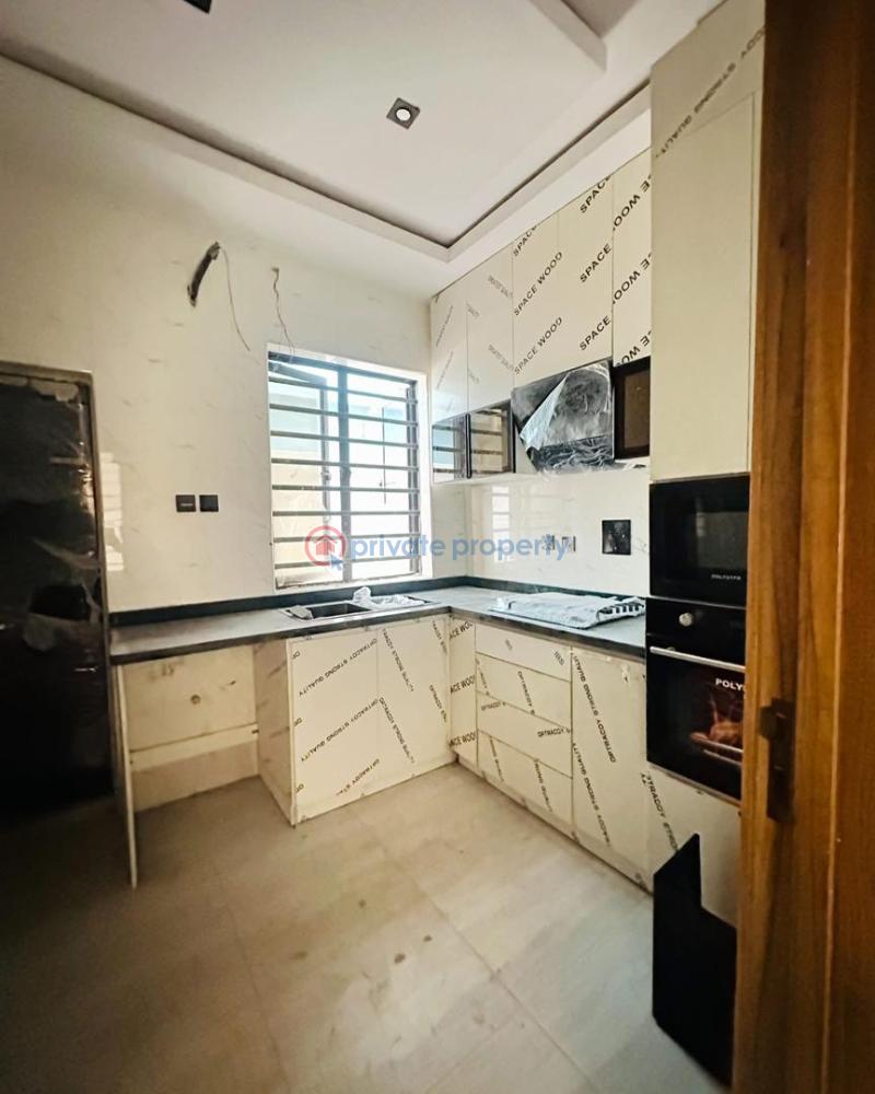 4 bedroom Detached Duplex For Sale Extension Olowora Magodo GRA Phase 1 Ojodu Lagos - 0
