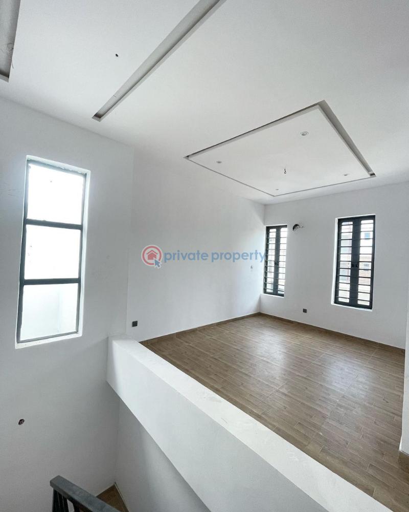 4 bedroom Terrace For Sale Ologolo Lekki Lagos - 5