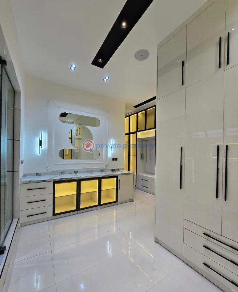 5 bedroom Detached Duplex For Sale Chevron Drive Lekki Lagos - 12