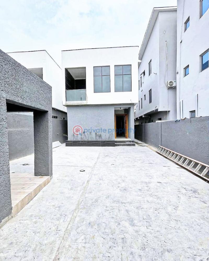 Exquisitely finished 5 bedroom fully detached duplex with bq - 1 5 bedroom Detached Duplex For Sale Ologolo Lekki Lagos - 1