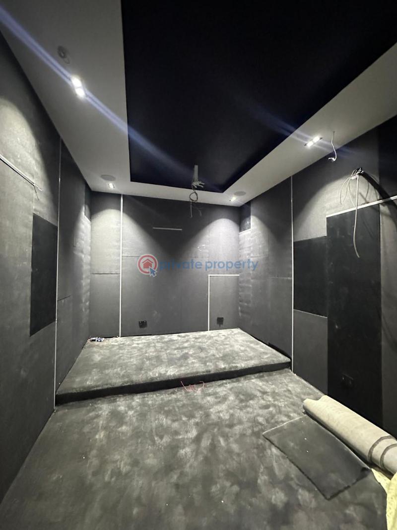 5 bedroom Detached Duplex For Sale Lekki Phase 1 Lagos - 1