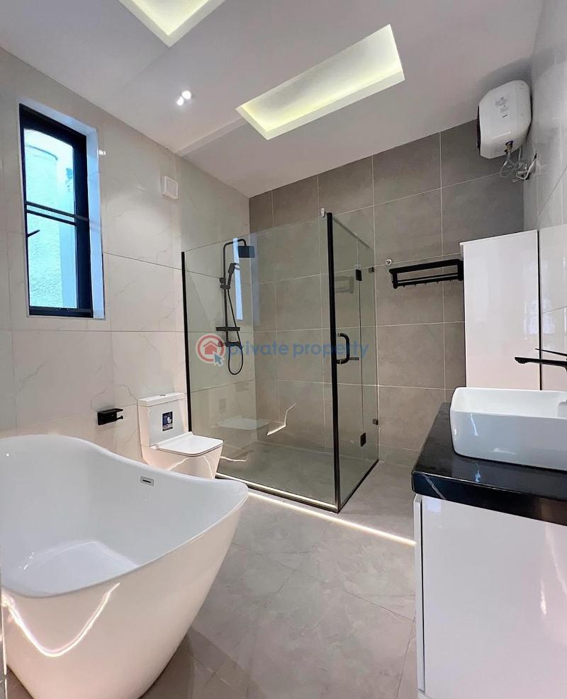 5 bedroom Detached Duplex For Sale Chevron Drive Lekki Lagos - 6