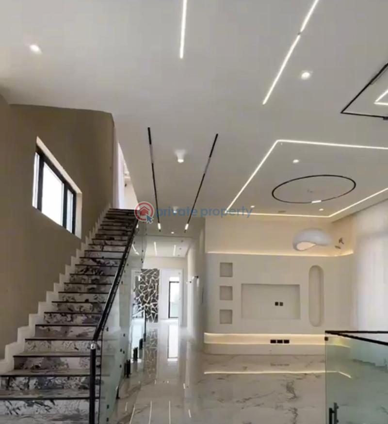 5 bedroom Detached Duplex For Sale Lekki Lagos - 1