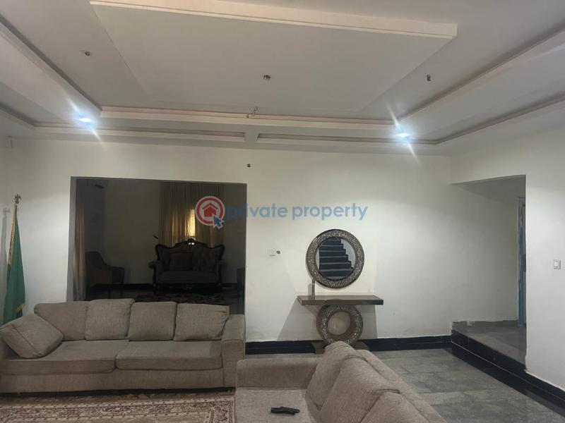 8 bedroom Maisonette For Sale Off 3rd Avenue, Gwarinpa Estate Gwarimpa Abuja Phase 3  - 15