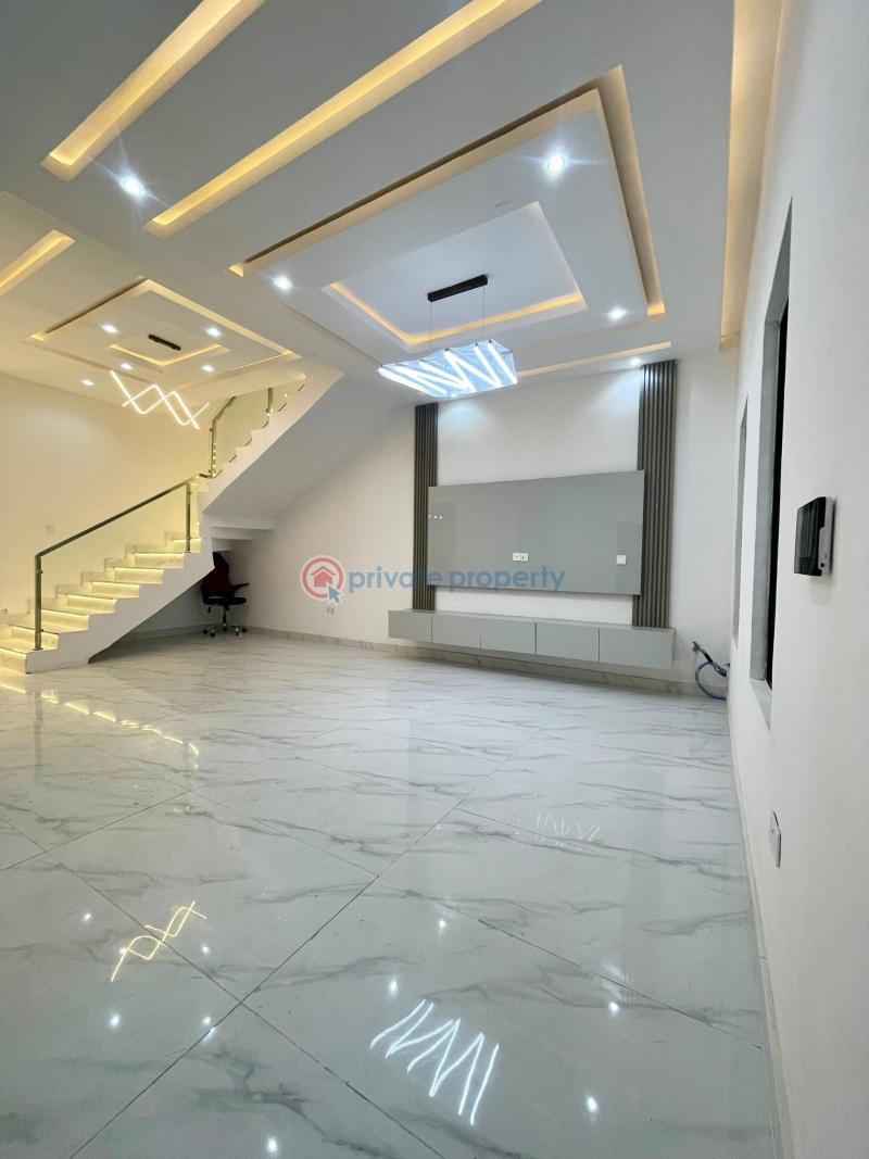 4 bedroom Semi detached Duplex For Sale Chevron Drive Lekki Lagos - 2