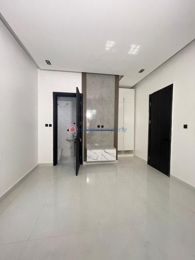 5 bedroom Detached Duplex For Sale Chevron Drive Lekki Lagos - 13
