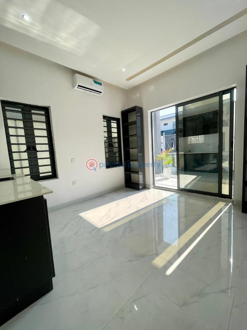 5 bedroom Detached Duplex For Sale Chevron Drive Lekki Lagos - 4