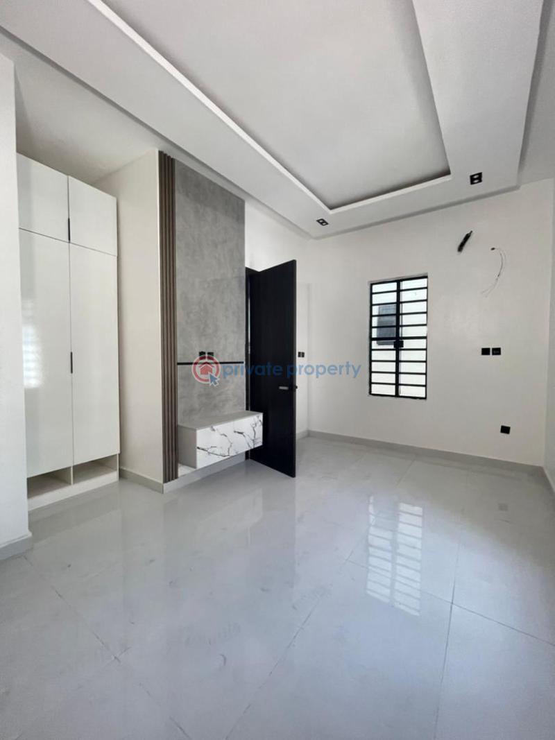 5 bedroom Detached Duplex For Sale Chevron Drive Lekki Lagos - 5