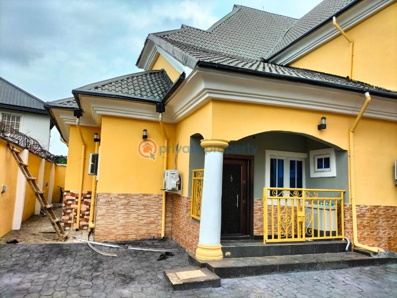 For sale 6 bedroom House Off Mcc Road Owerri Imo (PID 3PABPX