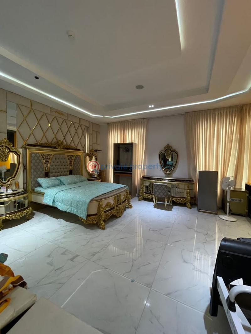 5 bedroom Detached Duplex For Sale Pinnock Beach Estate Osapa Lekki Lagos - 9