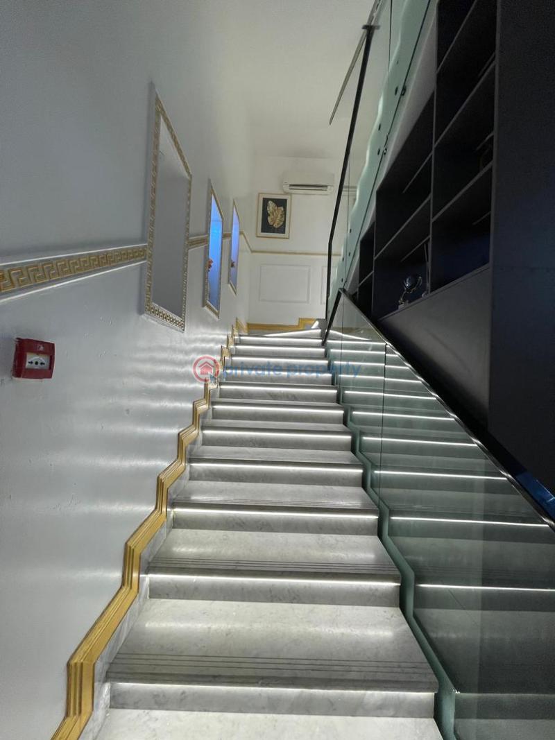 5 bedroom Detached Duplex For Sale Pinnock Beach Estate Osapa Lekki Lagos - 7