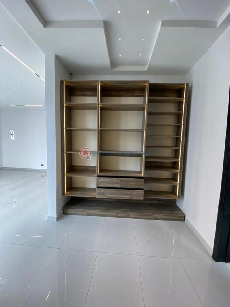 5 bedroom Detached Duplex For Sale Chevron, Lekki Lagos - 2