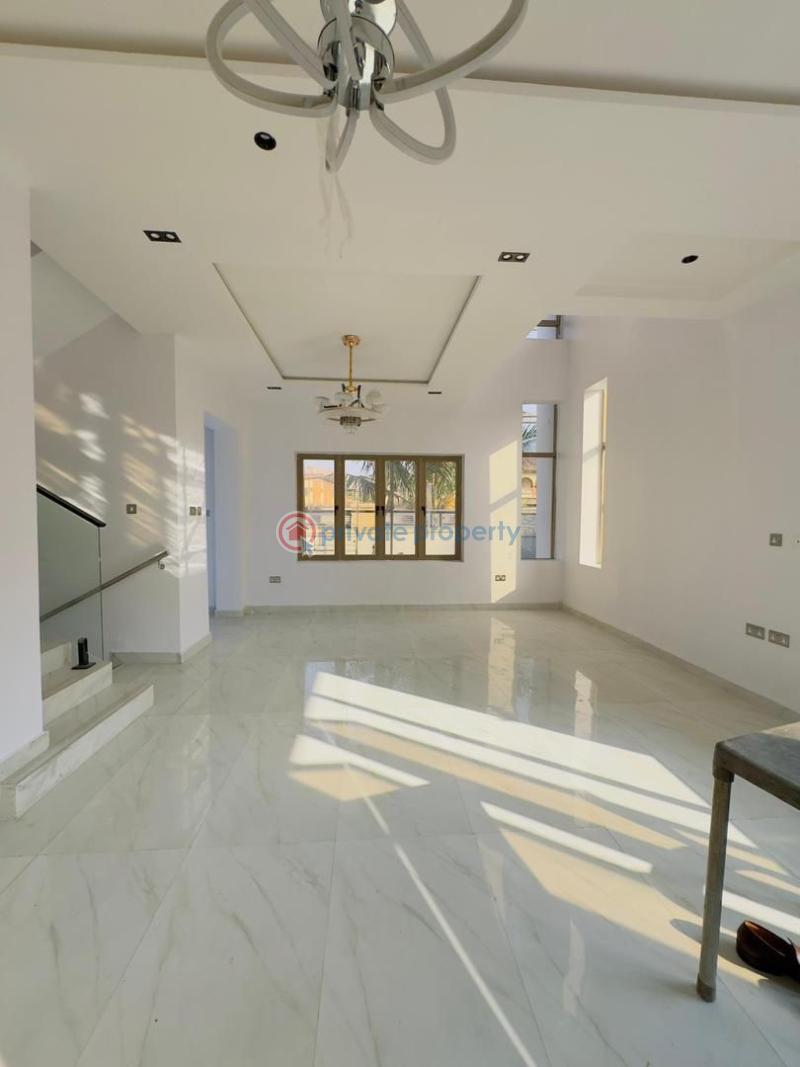 5 bedroom Duplex For Sale 5 Bedroom Detached Duplex With Bq, Magodo Gra Phase 2 Magodo GRA Phase 2 Kosofe/Ikosi Lagos - 5