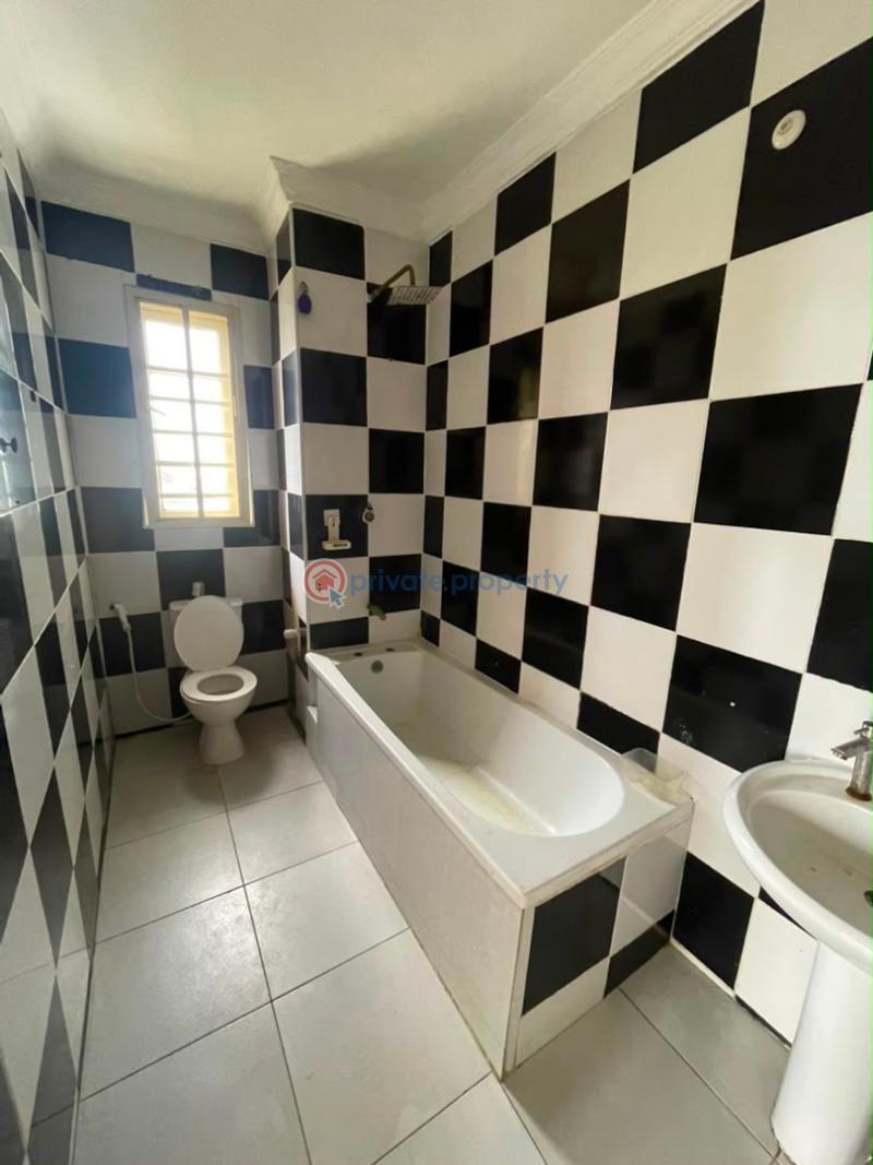 3 bedroom Shared Apartment For Rent Lekki Phase 2 Lagos - 4