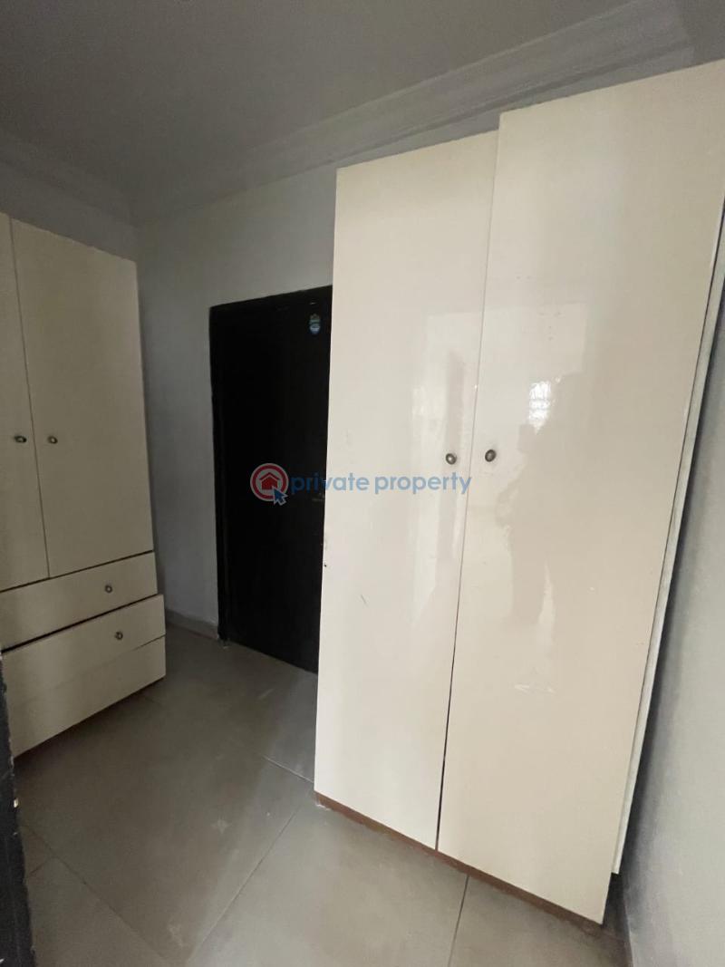 3 bedroom Shared Apartment For Rent Lekki Phase 2 Lagos - 3