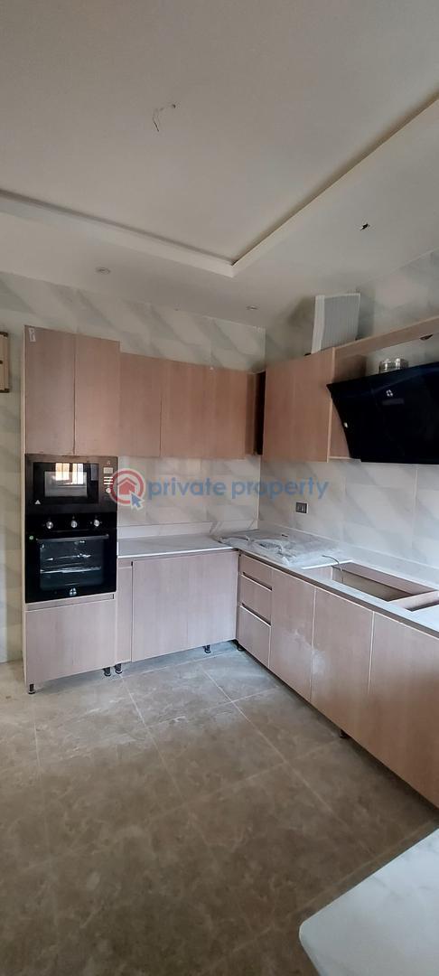 4 bedroom House For Sale Obanikoro Shomolu Lagos - 3