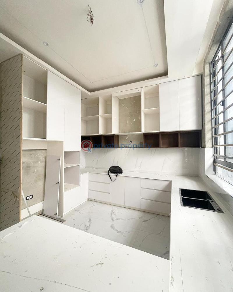 5 bedroom House For Sale Osapa Lekki Lekki Phase 2 Lagos - 8
