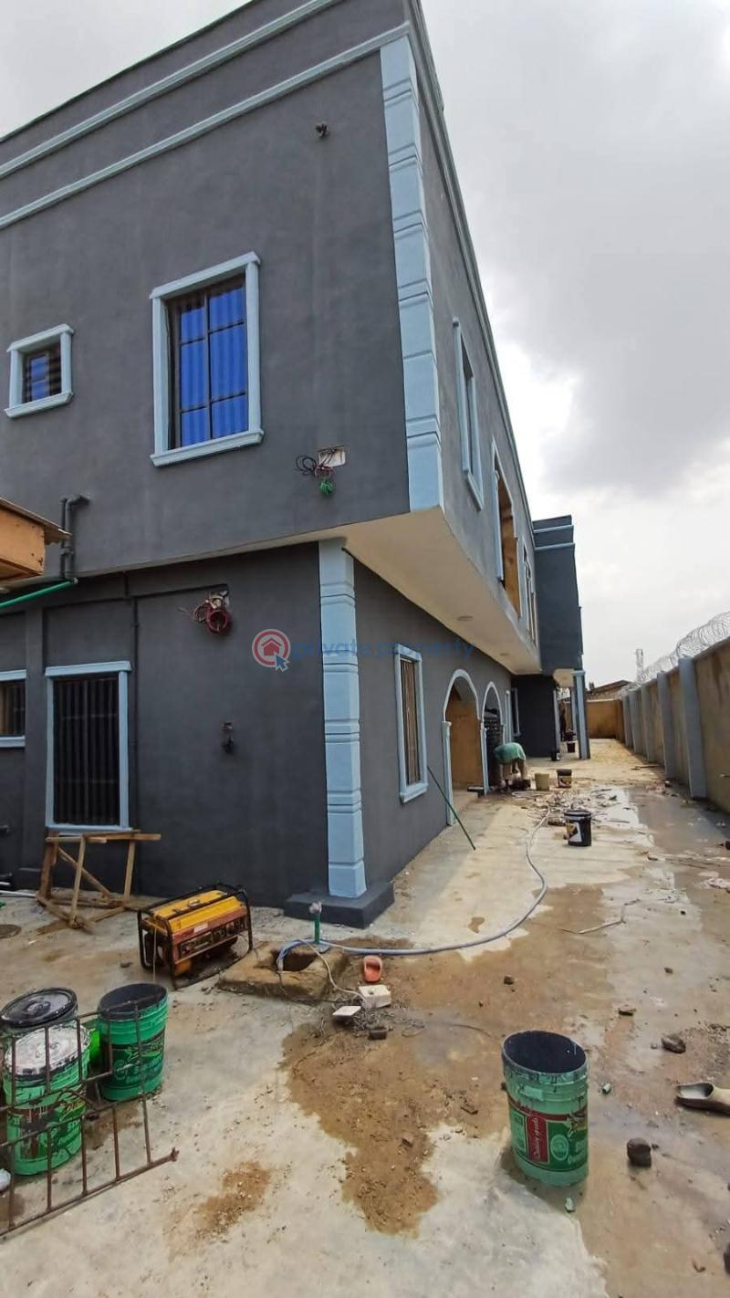 10 bedroom House For Sale Off Command Road, Ipaja, Lagos Ipaja Lagos - 14
