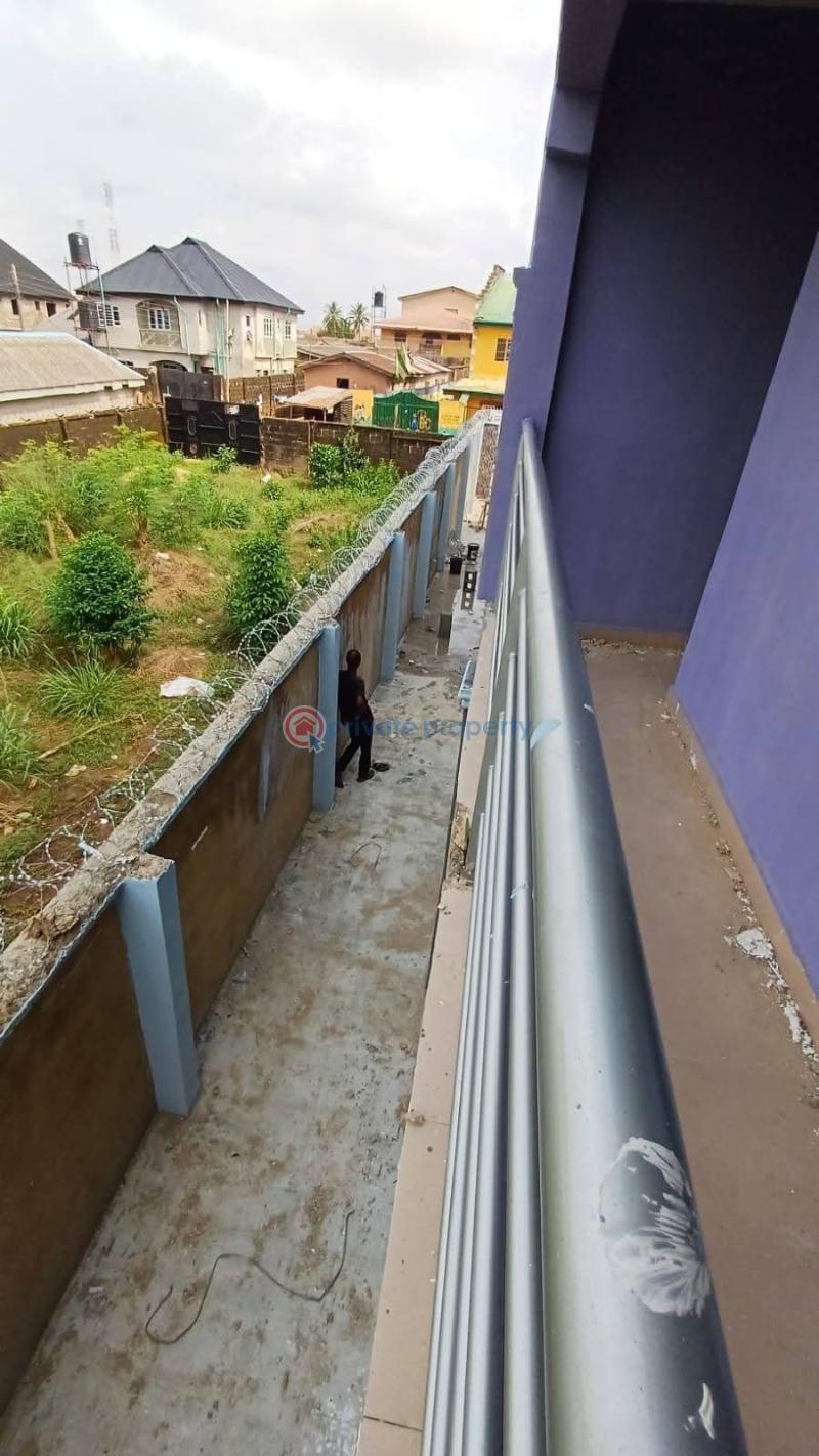 10 bedroom House For Sale Off Command Road, Ipaja, Lagos Ipaja Lagos - 13