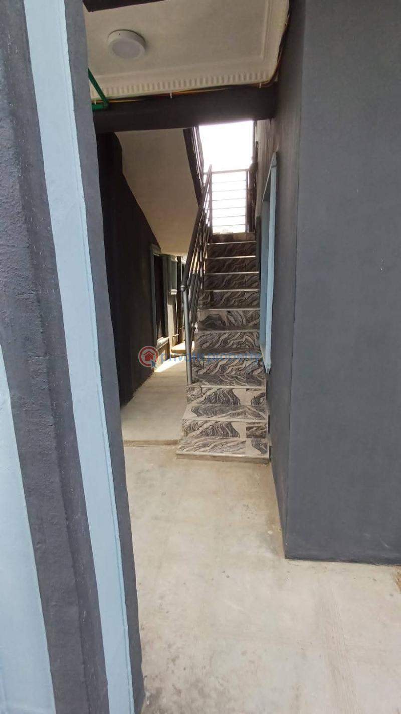 10 bedroom House For Sale Off Command Road, Ipaja, Lagos Ipaja Lagos - 9
