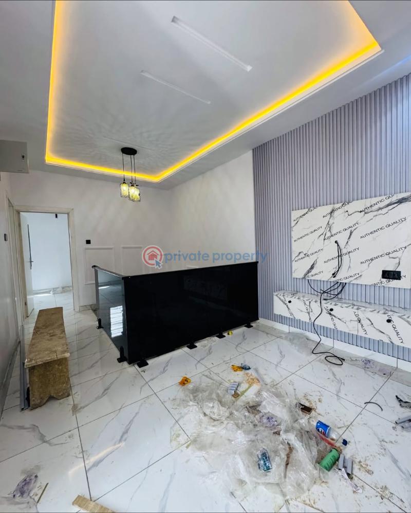 4 bedroom Semi detached Duplex For Sale Surulere Lagos - 5