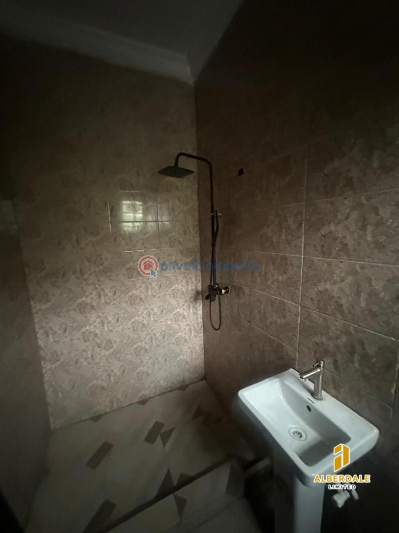 3 bedroom Block Of Flats For Rent Millennium Gbagada Lagos - 8