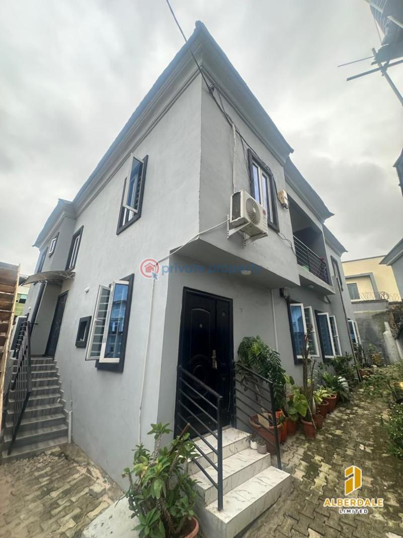 3 bedroom Block Of Flats For Rent Millennium Gbagada Lagos - 0