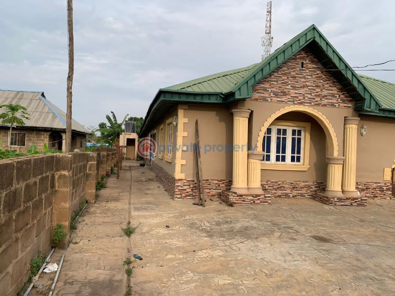 3 bedroom Bungalow For Sale Alaapa Estate . Oke Mosan Abeokuta Ogun - 10