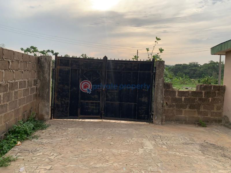 3 bedroom Bungalow For Sale Alaapa Estate . Oke Mosan Abeokuta Ogun - 9