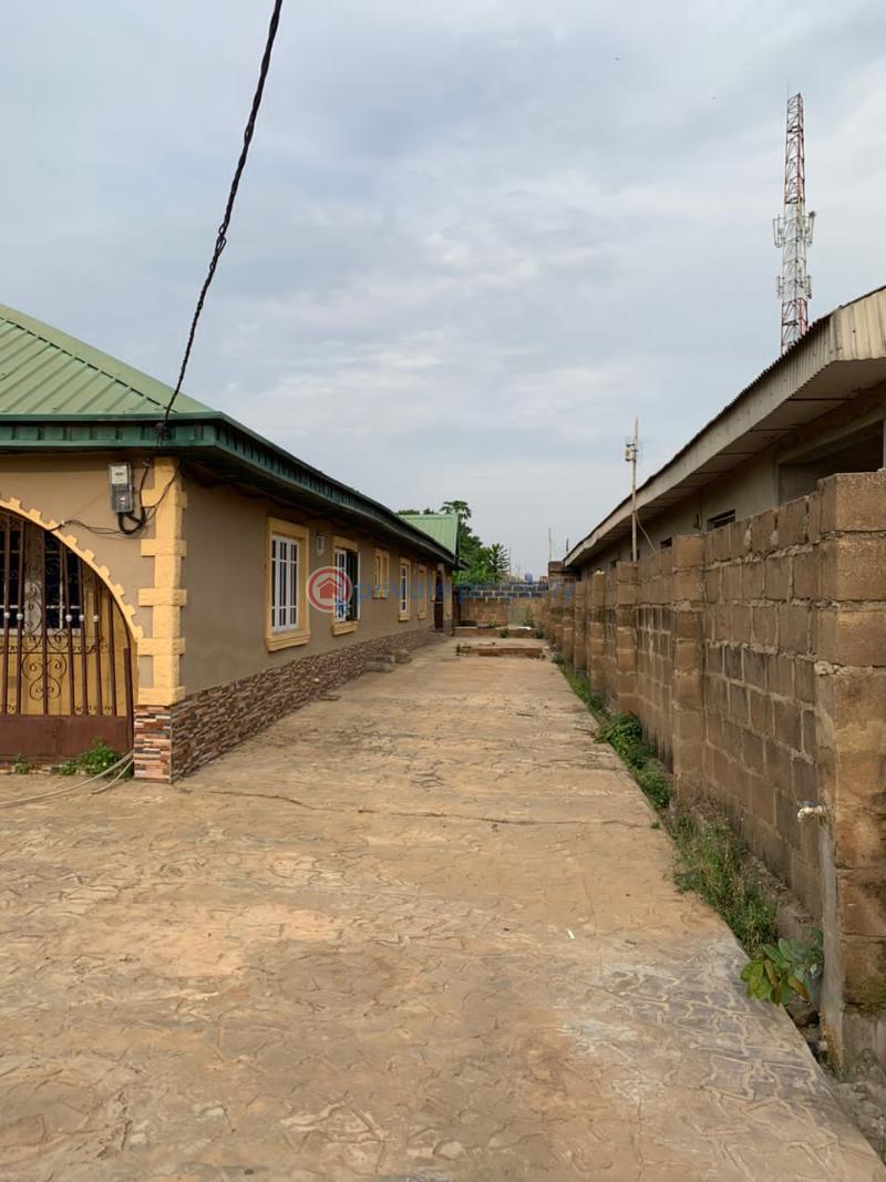 3 bedroom Bungalow For Sale Alaapa Estate . Oke Mosan Abeokuta Ogun - 8