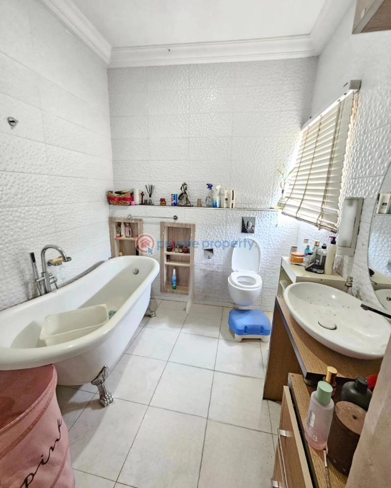 4 bedroom Semi detached Duplex For Sale Gbagada Lagos - 5