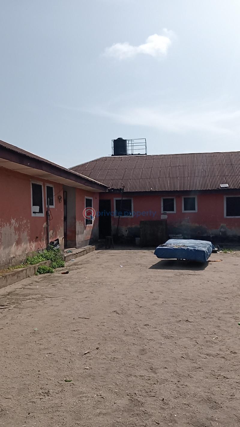 For sale 2 bedroom Self Contain Aluu Uniport, By Vallandy Guest House