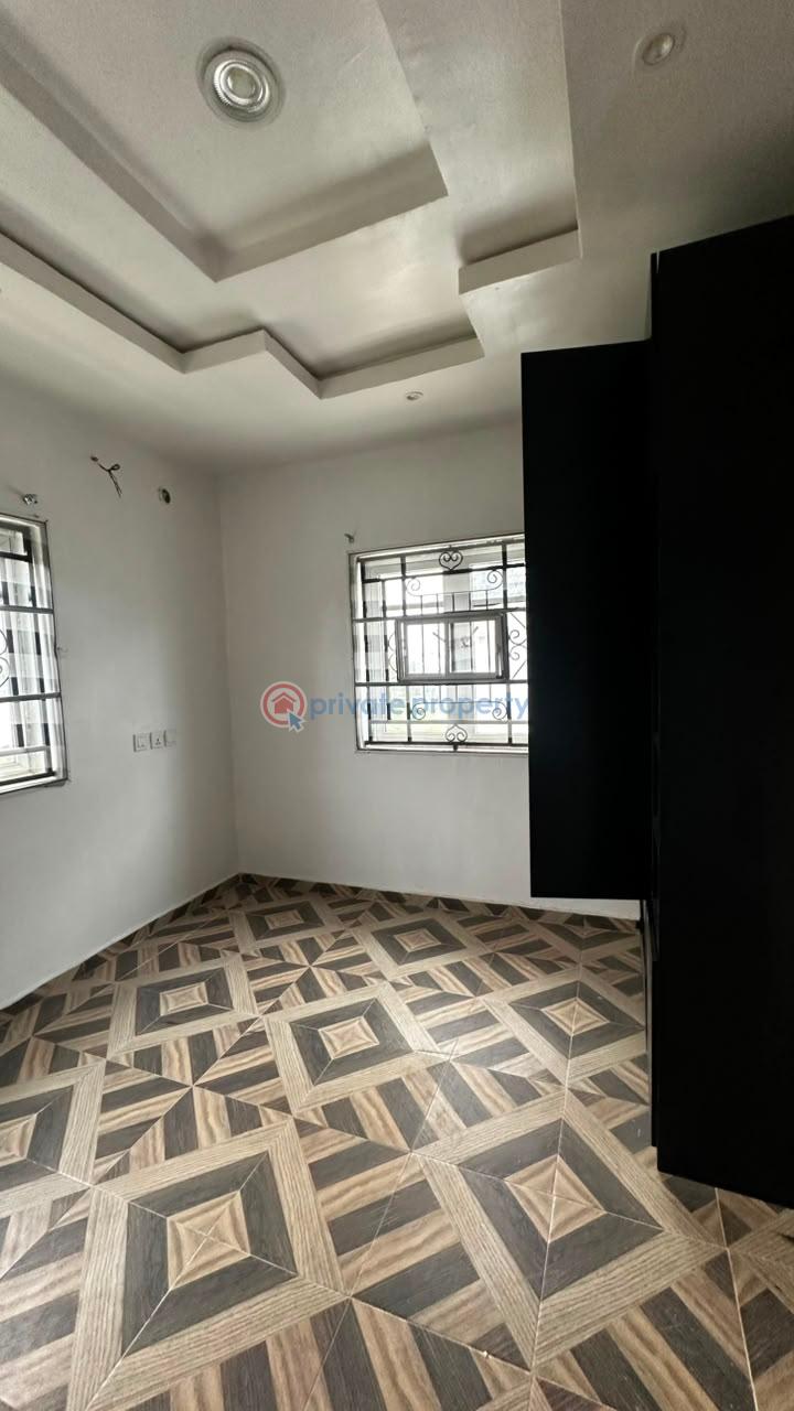 House For Rent At Mogana, Elebu, Off Akala Express, Lbadan. Ibadan Oyo - 8