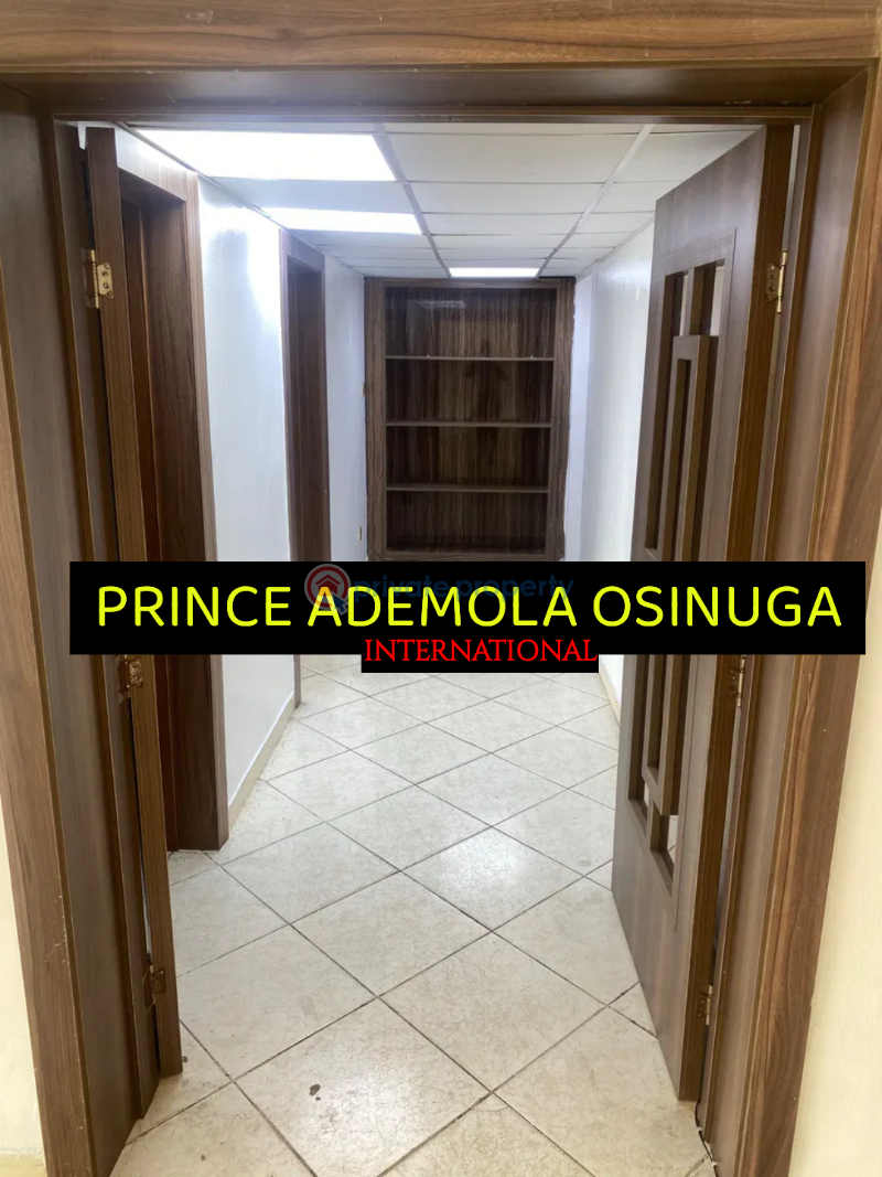 3 bedroom Flat & Apartment For Rent Old Ikoyi Lagos - 1