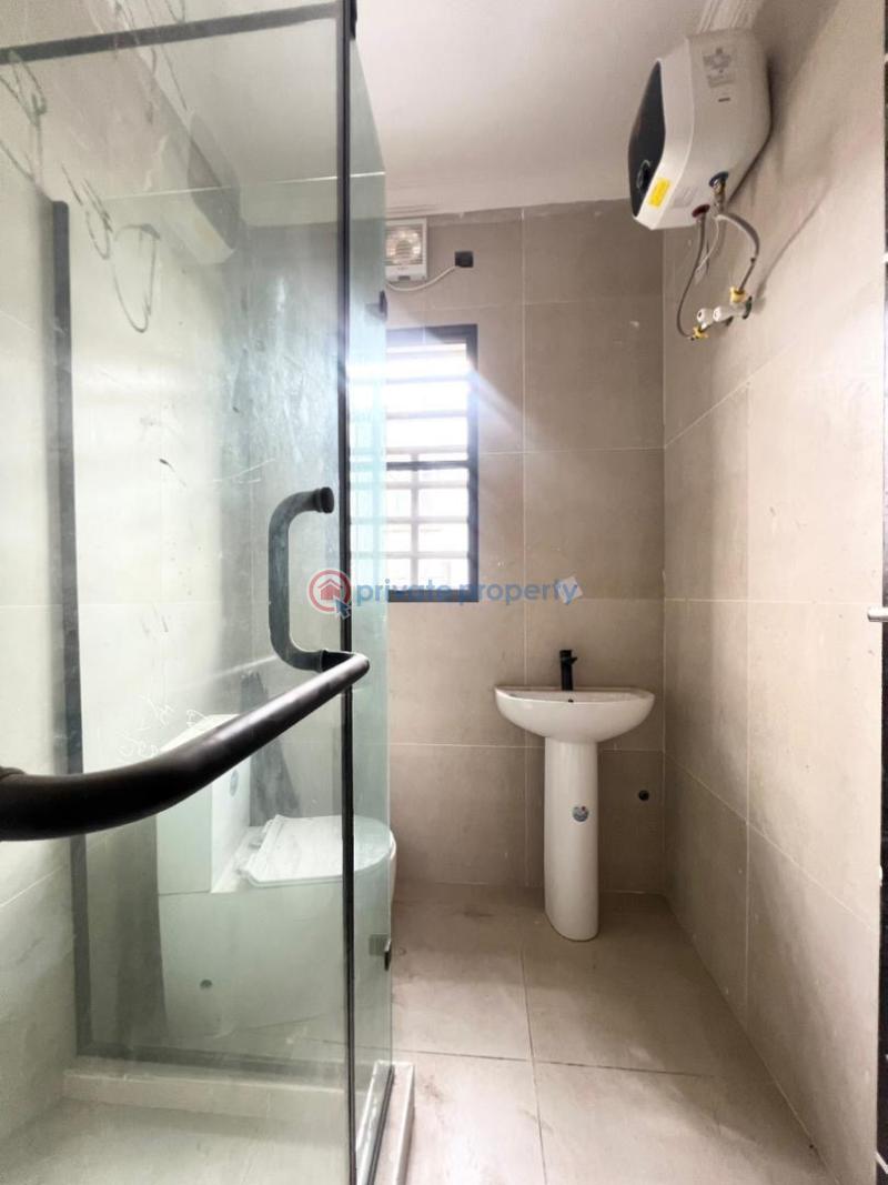 4 bedroom Block Of Flats For Sale Family Friendly 4 Bedroom Apartment With Private Cinema And Bq , Lekki Phase 1 Lekki Phase 1 Lagos - 12