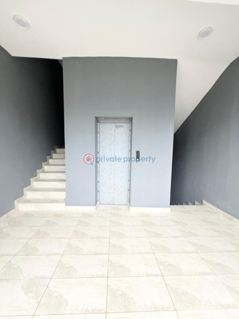 4 bedroom Block Of Flats For Sale Family Friendly 4 Bedroom Apartment With Private Cinema And Bq , Lekki Phase 1 Lekki Phase 1 Lagos - 13
