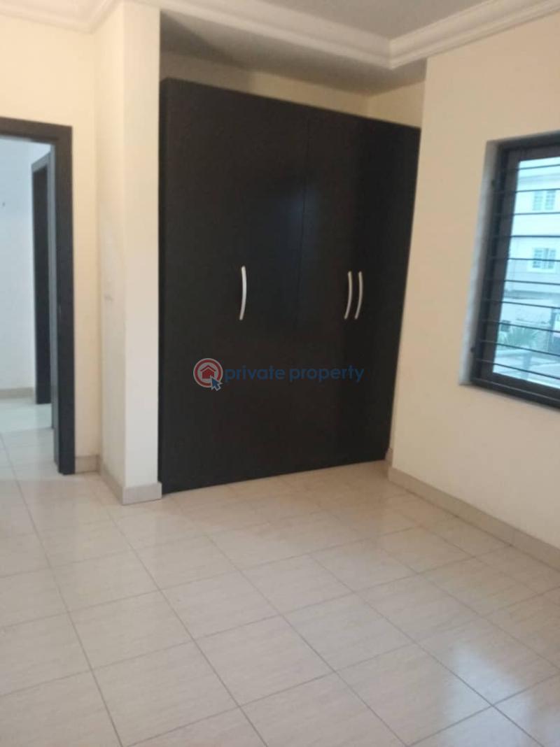 3 bedroom Block Of Flats For Rent London Garden Osapa London Lekki Lagos - 3